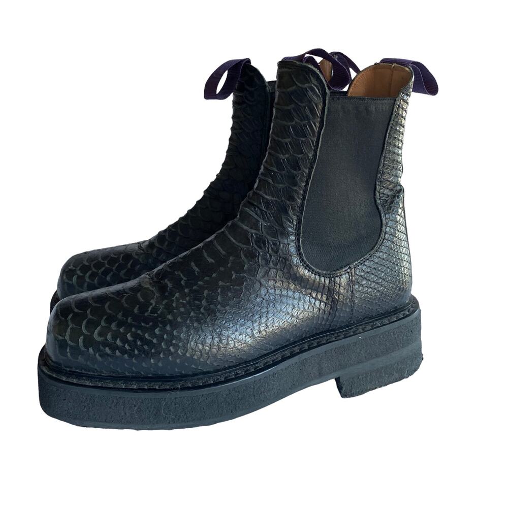Eytys Womens Size 8 Black Texttures Animal Snake Leather Chelsea Platform Boots